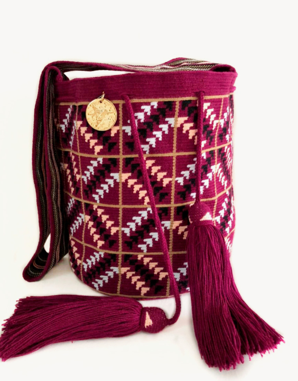 flecha-diagonal-vinotinto